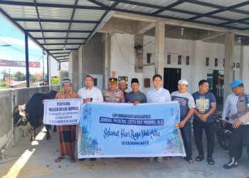 Polres Pematangsiantar Serahkan Bantuan Hewan Kurban dari Kapolri dan Kapolda Sumut di Mesjid Nurul Ikhwan