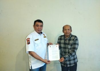 Ketua Pokdarkamtibmas Resor Medan Serahkan SK Ketua Sektor Medan Barat