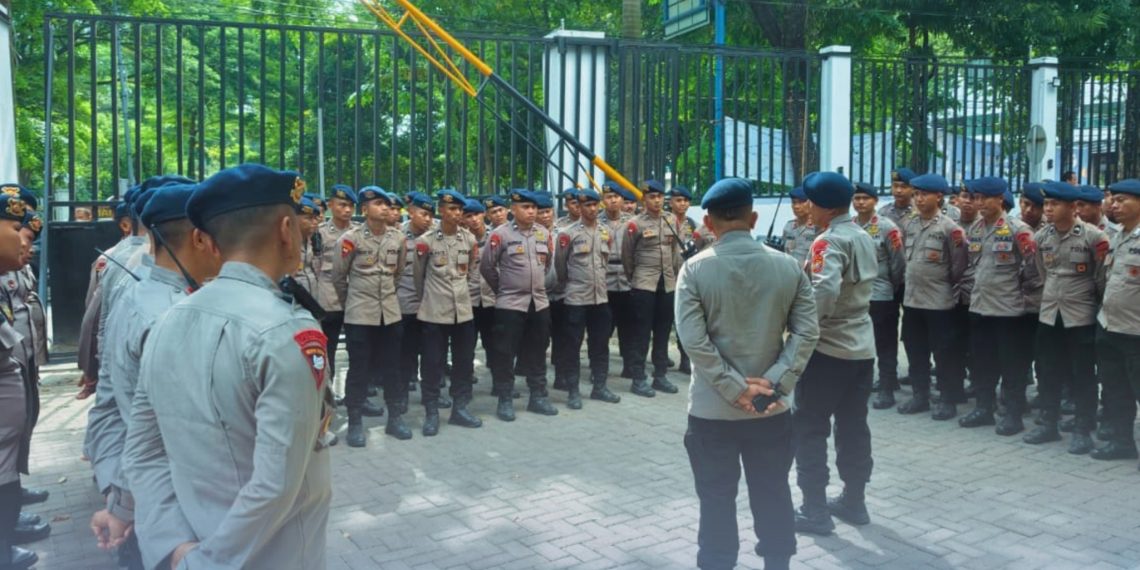 Siaga Humanis May Day 2026, Satuan Brimob Polda Sumut Kawal Ribuan Buruh di Gedung Pardede Hall Medan dengan Pengamanan Maksimal