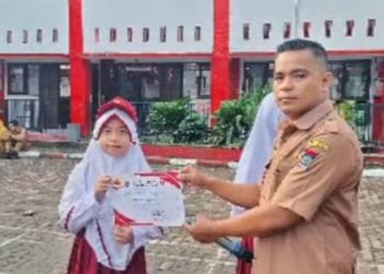 Aqilla Najwa Queensa Raih Penghargaan Smart Surau SDN 09 Surau Gadang, Bukti Semangat Generasi Qurani Kota Padang