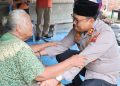 Kapolres Langkat Tunjukkan Kepedulian terhadap Lansia di Secanggang, Humanisme Polri Hadir di Tengah Masyarakat