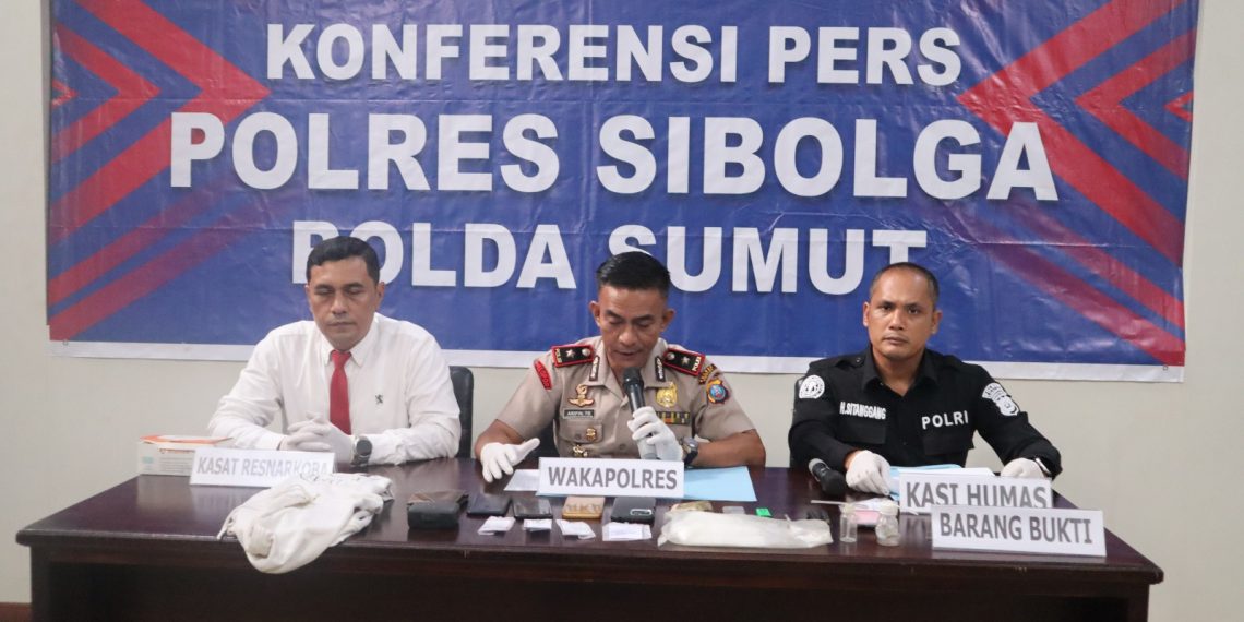 Polres Pakpak Bharat Gelar Konferensi Pers Ops Antik Toba 2026 Berhasil Ringkus Bandar, Pengedar, Penyalahgunaan Narkoba Dan Grebek Sarang Narkoba ( GSN ).