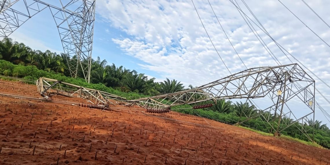 Cuaca Ekstrem Robohkan 12 Tower Transmisi PLN di Sumatera Utara, Pasokan Listrik Berhasil Dinormalkan