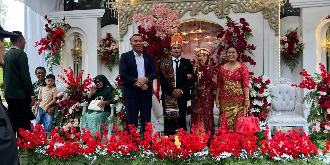 Pernikahan Putri Sekcab DPC GRIB JAYA Kota Medan Berlangsung Meriah di Bengkalis, Dihadiri Pengurus GRIB JAYA Riau