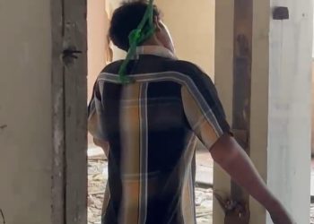 Warga Medan Barat Digegerkan Penemuan Mayat Pria Tergantung di Ruko Kosong, Identitas Korban Masih Misterius