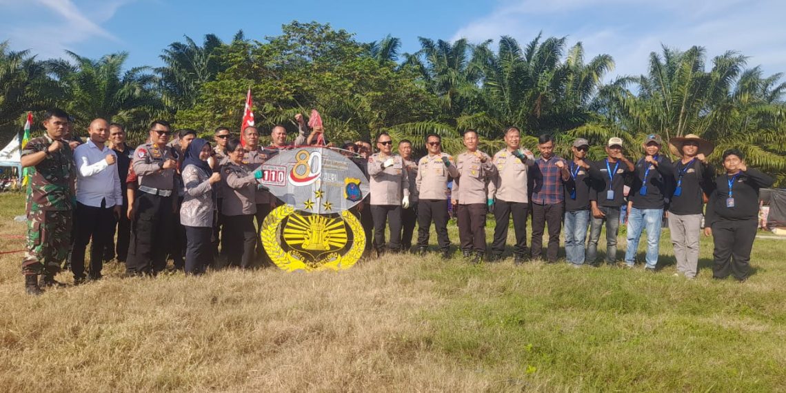 Sambut HUT Bhayangkara ke-80, Polres Sergai Hidupkan Kegiatan Kearifan Lokal Lewat Gelar Festival Layang-Layang “Semarak Langit”