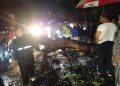 Respons Cepat Kepling Kelurahan Binjai Kecamatan Medan Denai Tangani Pohon Tumbang di Menteng Raya, Kemacetan Berhasil Diurai