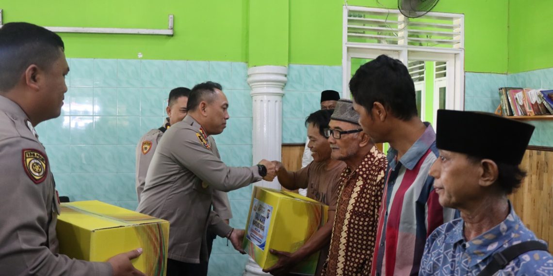 Hari Bhayangkara ke-80, Polres Binjai Berikan Tali Asih kepada Anak Yatim dan warga kurang mampu.