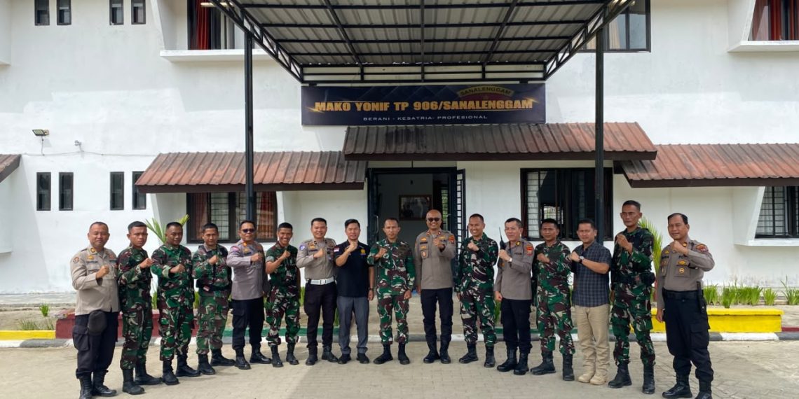TNI – Polri Solid Polres Pakpak BharatLakukan Silaturahmi Ke Batalyon TP 906 / Sanalenggam Dan Kejari Dairi.