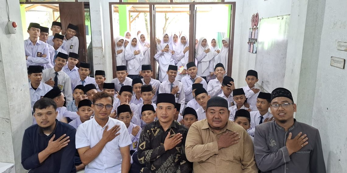 Aktif Lakukan Pencegahan Radikalisme Tim Satgaswil Sumut Densus 88 AT Polri Bekali Ponpes Nurun Nabi Islami Wawasan Kebangsaan.