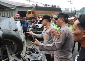 Tabrakan Beruntun di Sibolangit, Polisi Bergerak Cepat Evakuasi Korban dan Pulihkan Arus Lalu Lintas