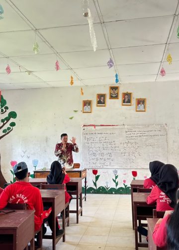Humas Polres Pakpak Bharat Ajak Pelajar SMA Negeri 1 Sigunung Bijak Dalam Bermedia Sosial.