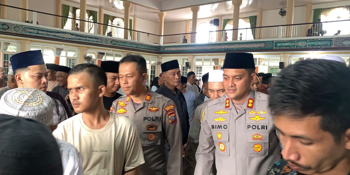 Kapolres Binjai ajak PJU Safari Salat Jumat Bersama Masyarakat di Masjid Agung Kota Binjai