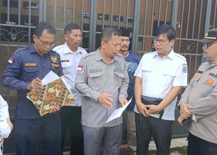 POLRES BINJAI SIAPKAN PERSONIL DAMPINGI TIM DARI PENGADILAN NEGERI BINJAI DI LOKASI EKSEKUSI TANAH DAN BANGUNAN