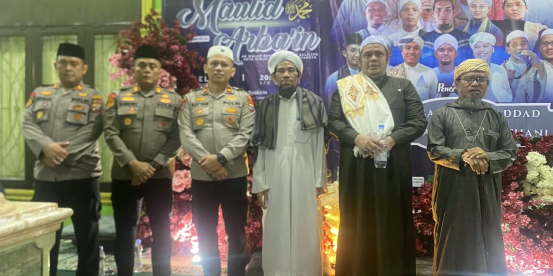 KAPOLRES BINJAI HADIRI MAULID ARBA’IN DI MASJID AS-SYAKIRIN, AJAK MASYARAKAT JAGA KAMTIBMAS