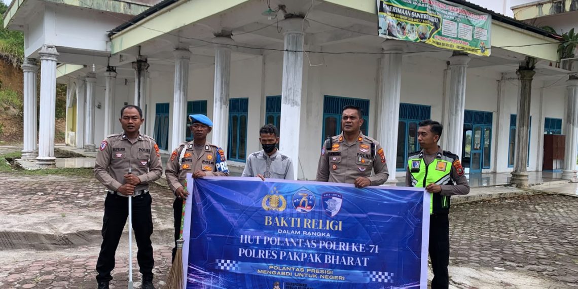 Sambut HUT Lalu Lintas Ke – 71 Sat Lantas Polres Pakpak Bharat Laksanakan Giat Bakkes Dan Baksos.