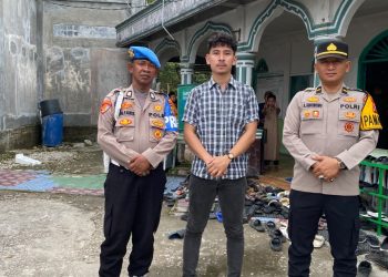 Ibadah Sholat Jumat Berjalan Lancar Polres Pakpak Bharat Lakukan Pengamanan Di Mesjid-mesjid.