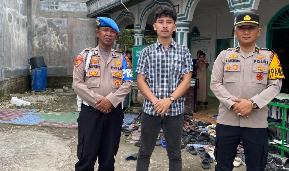 Ibadah Sholat Jumat Berjalan Lancar Polres Pakpak Bharat Lakukan Pengamanan Di Mesjid-mesjid.