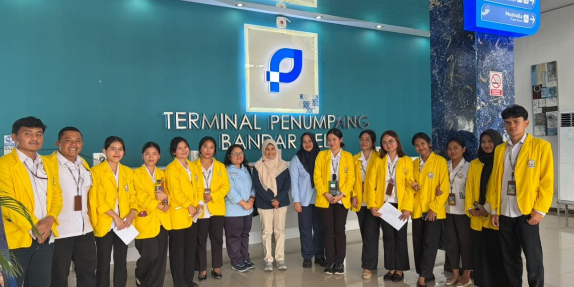 Pelindo Belawan Buka Ruang Belajar Nagi Mahasiswa Poltekkes Kemenkes Medan di Terminal Penumpang Bandar Deli