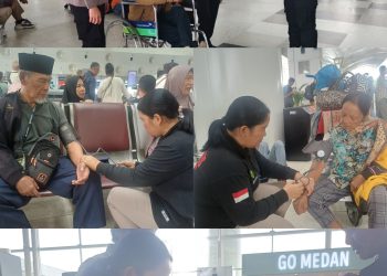 Polda Sumut Beri Layanan Kesehatan bagi Penumpang Terdampak Pembatalan Penerbangan di Kualanamu