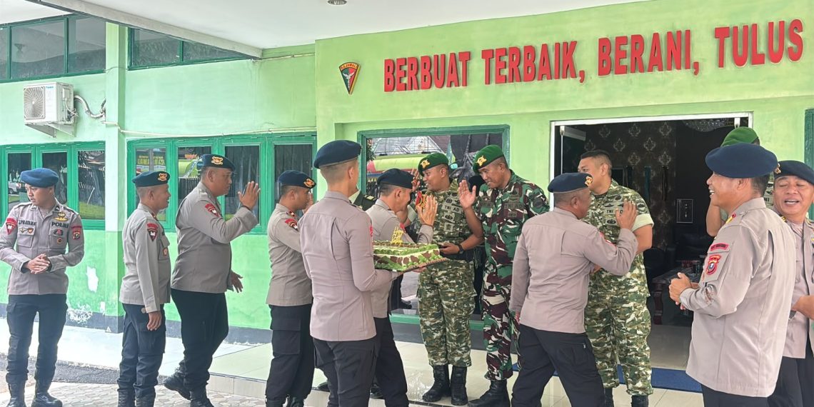 Wujud Sinergitas Dalam Rangka HUT TNI Ke – 81 Batalyon – C Pelopor Sat Brimob Polda Sumut Sambangi Kodim 0212/Tapanuli Selatan, Yonif 123 Rajawali Dan Subdenpom 1/2-3 PSP.