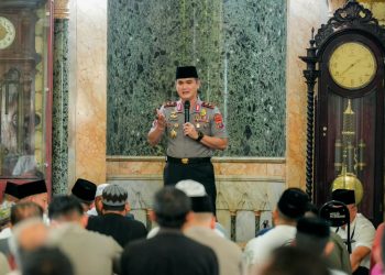 Sholat Jumat di Masjid Raya Al-Mashun, Kapolda Sumut Ajak Masyarakat Perangi Narkoba dan Jaga Kamtibmas